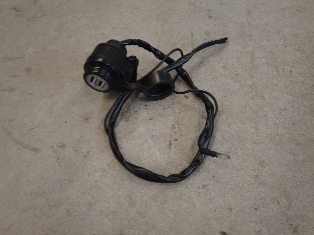 Stekkerdoos USb Dubbel met stuurklem, Ophalen of Verzenden, Gebruikt