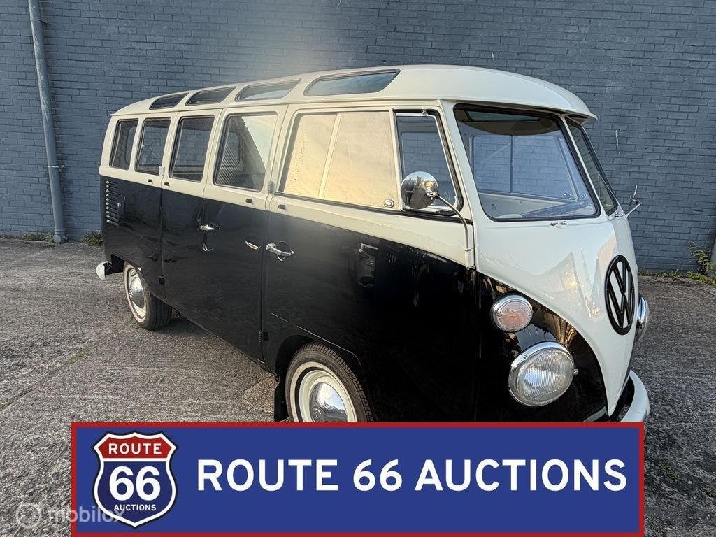 Volkswagen Type 2 Deluxe Microbus | 1961 | Route 66 Auctions, Auto's, Overige carrosserieën, Volkswagen, Zwart, Bedrijf