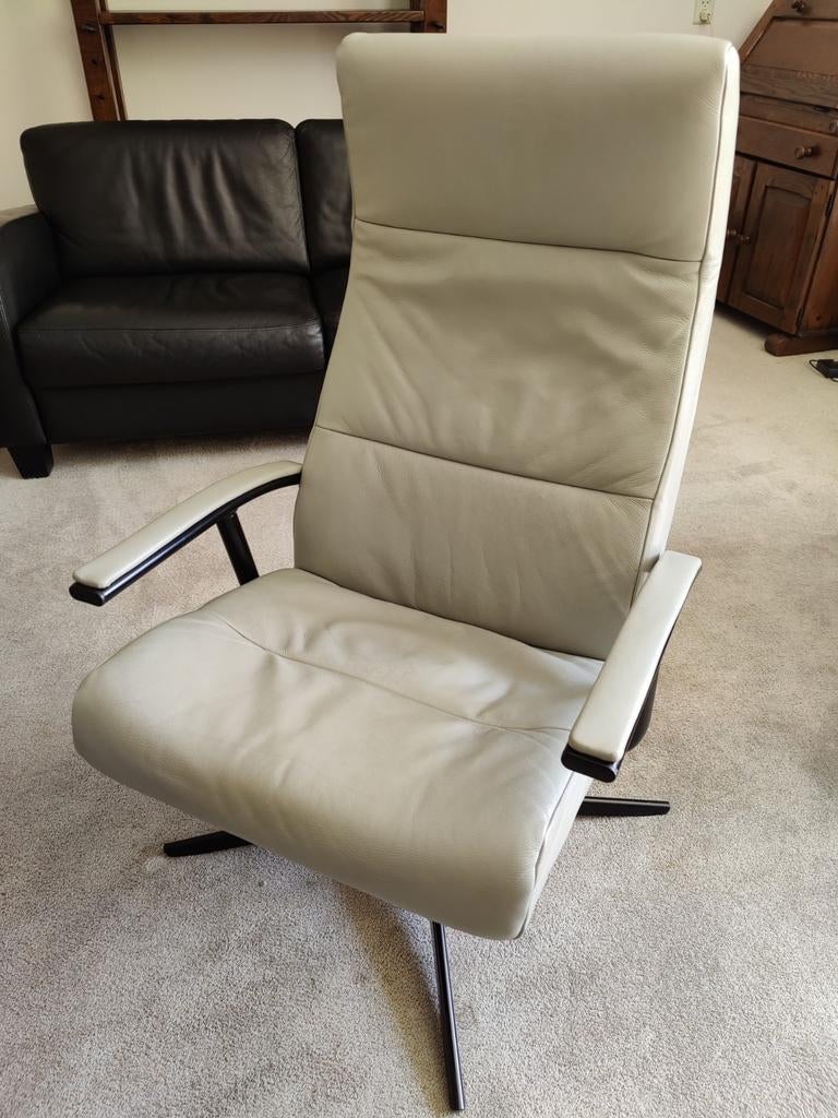 Leren relaxfauteuil van Montèl, Ophalen, Gebruikt, Minder dan 75 cm, Leer