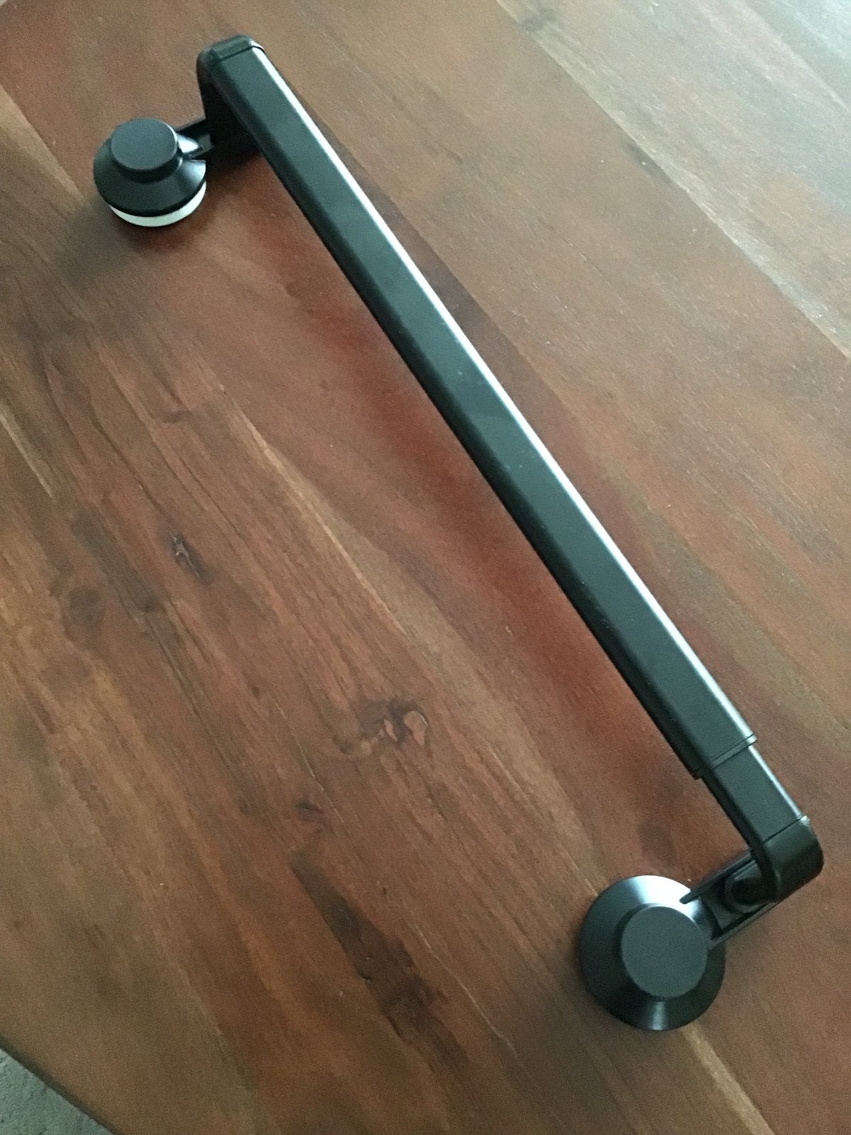 IKEA Tisken handdoekrek met zuignappen, IKEA, Handdoekenrek, Zwart, Ophalen of Verzenden