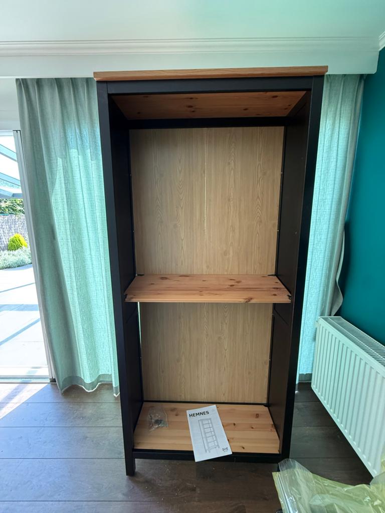 IKEA Hemnes Kast - Zwart met Houten Planken, Ophalen, Met plank(en), 50 tot 100 cm, Zo goed als nieuw