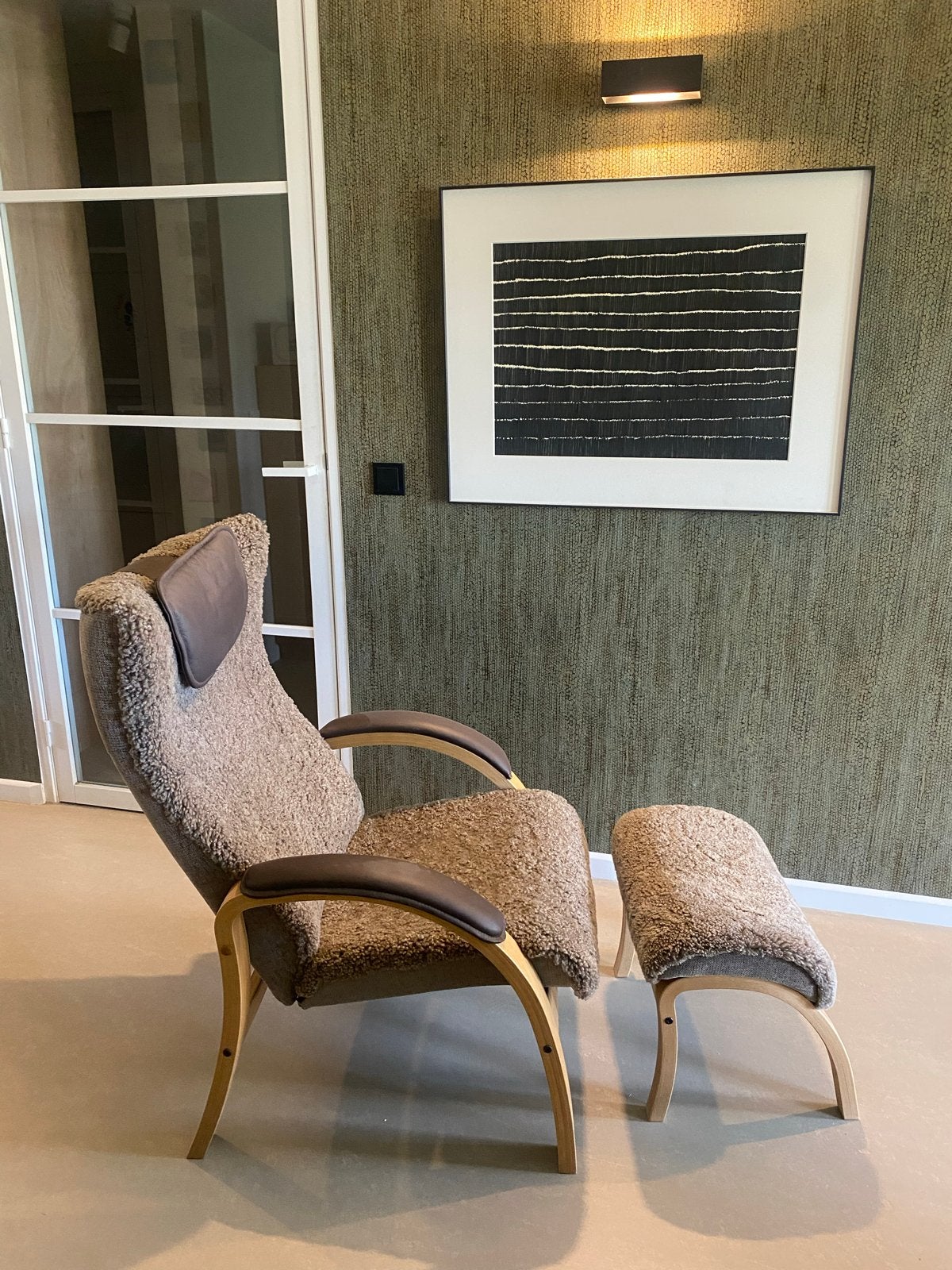 Luxe Schapenvacht Fauteuil met Voetenbank - Zo goed als nieu, Ophalen, Twee, Overige kleuren, Zo goed als nieuw