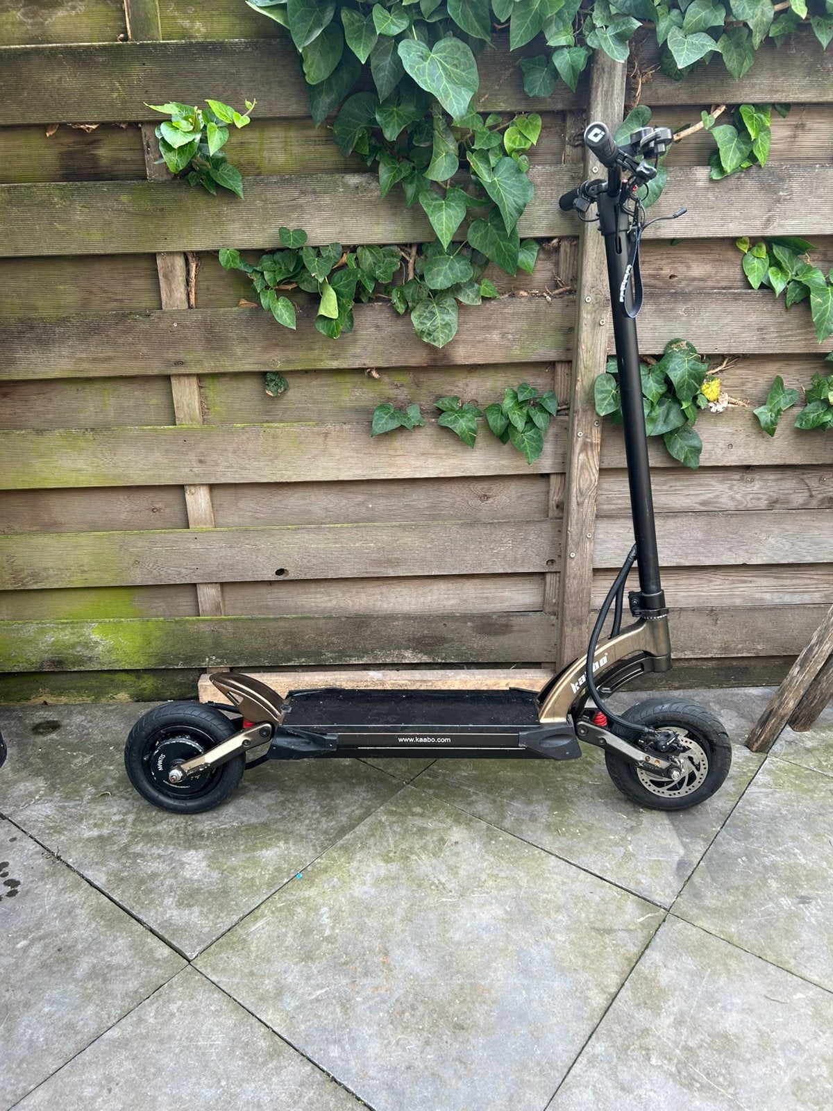 Kaabo Mantis 10 Eco Elektrische Step, Ophalen, Zo goed als nieuw, Elektrische step (E-scooter)