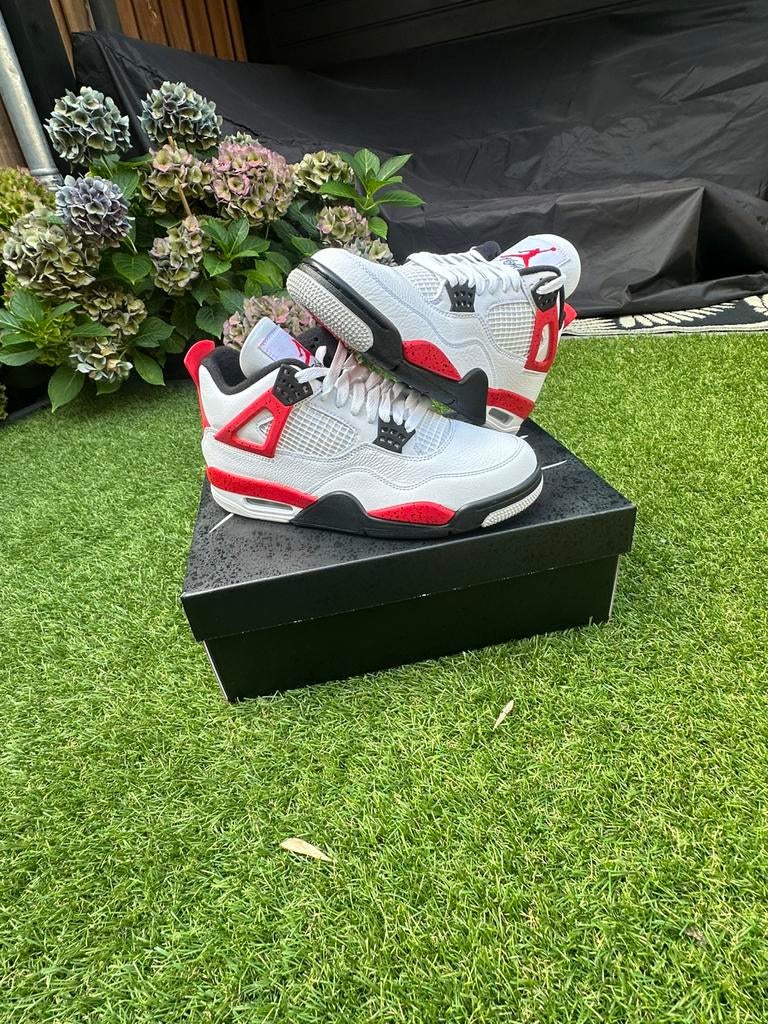 Jordan 4 Red Cement - Maat 41 - Nieuw en Origineel, Kleding | Heren, Schoenen, Ophalen of Verzenden, Nieuw, Overige kleuren, Sneakers of Gympen