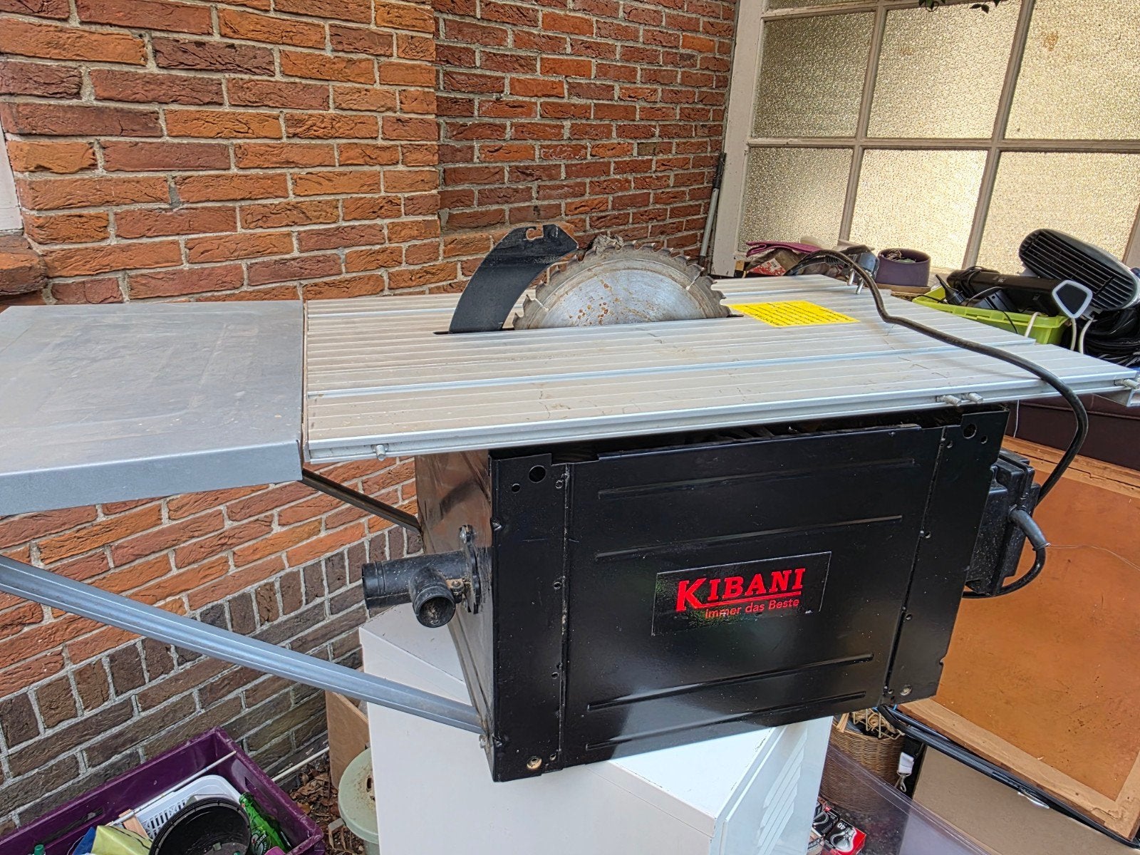 Kibani Tafelzaag - Krachtige Cirkelzaag voor Houtbewerking, Ophalen, Gebruikt, Cirkelzaag, 600 tot 1200 watt