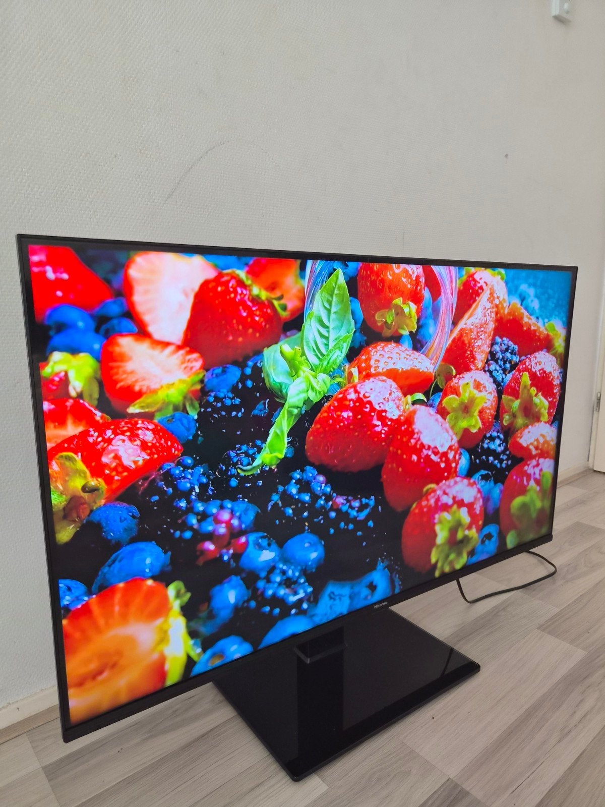 Hisense 43 inch 4K Smart TV – wifi Apps, 50 Hz, Zo goed als nieuw, 100 cm of meer, 4k (UHD)