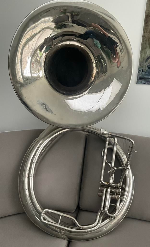 Sousafoon in Bes, Muziek en Instrumenten, Ophalen, Zo goed als nieuw, Bes-tuba, Met koffer of draagtas