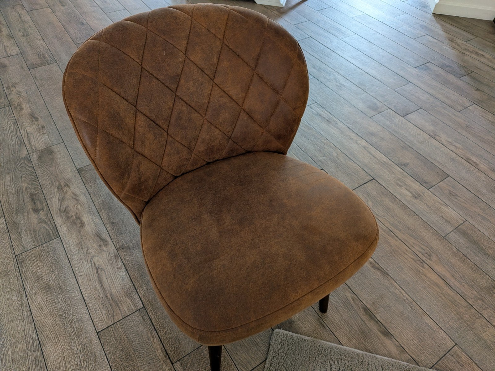 Comfortabele loungebank - Hoekbank in cognac kleur, Huis en Inrichting, Banken | Bankstellen, 250 tot 300 cm, Gebruikt, 100 tot 125 cm