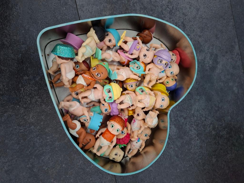 Verzameling van 32 baby secret poppetjes, Ophalen of Verzenden