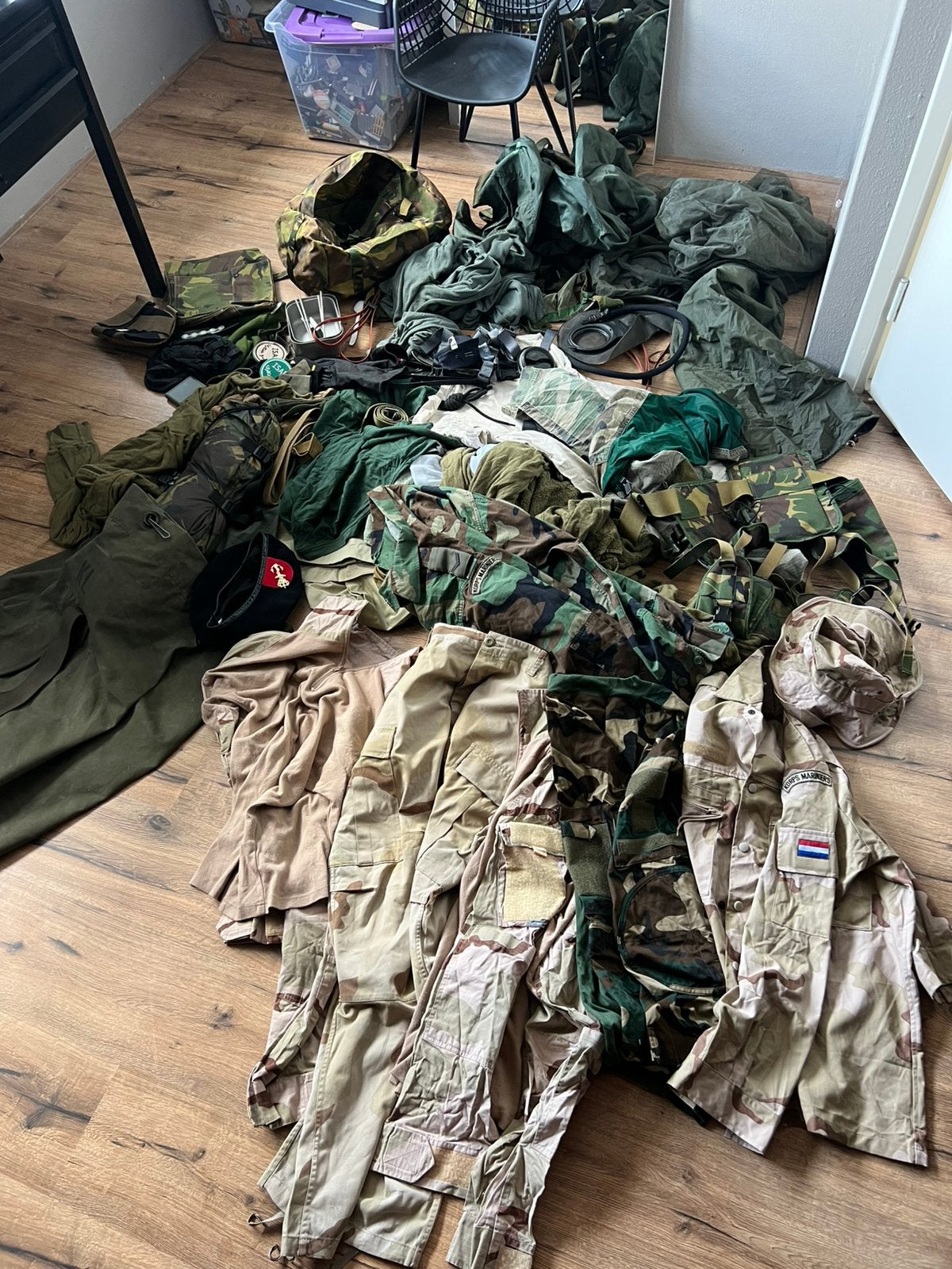Uitrusting Korps Mariniers - leger - incl plunjebaal, Ophalen, Gebruikt
