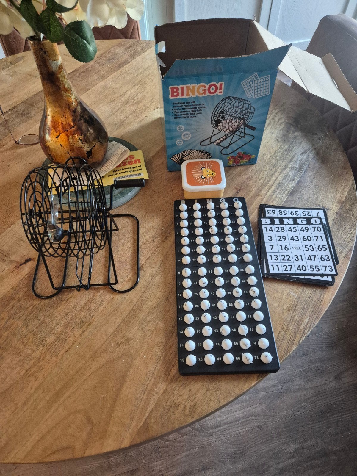 Compleet Bingo Spel met Kaarten en Fiches, Hobby en Vrije tijd, Vijf spelers of meer, Ophalen of Verzenden, Zo goed als nieuw