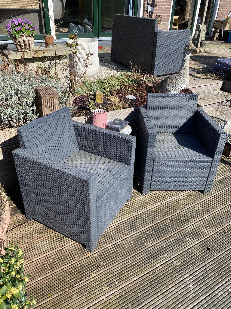 Tuinbank, 2 stoelen en salontafel wicker, Tuin en Terras, Tuinsets en Loungesets, Ophalen, 4 zitplaatsen, Gebruikt, Loungeset