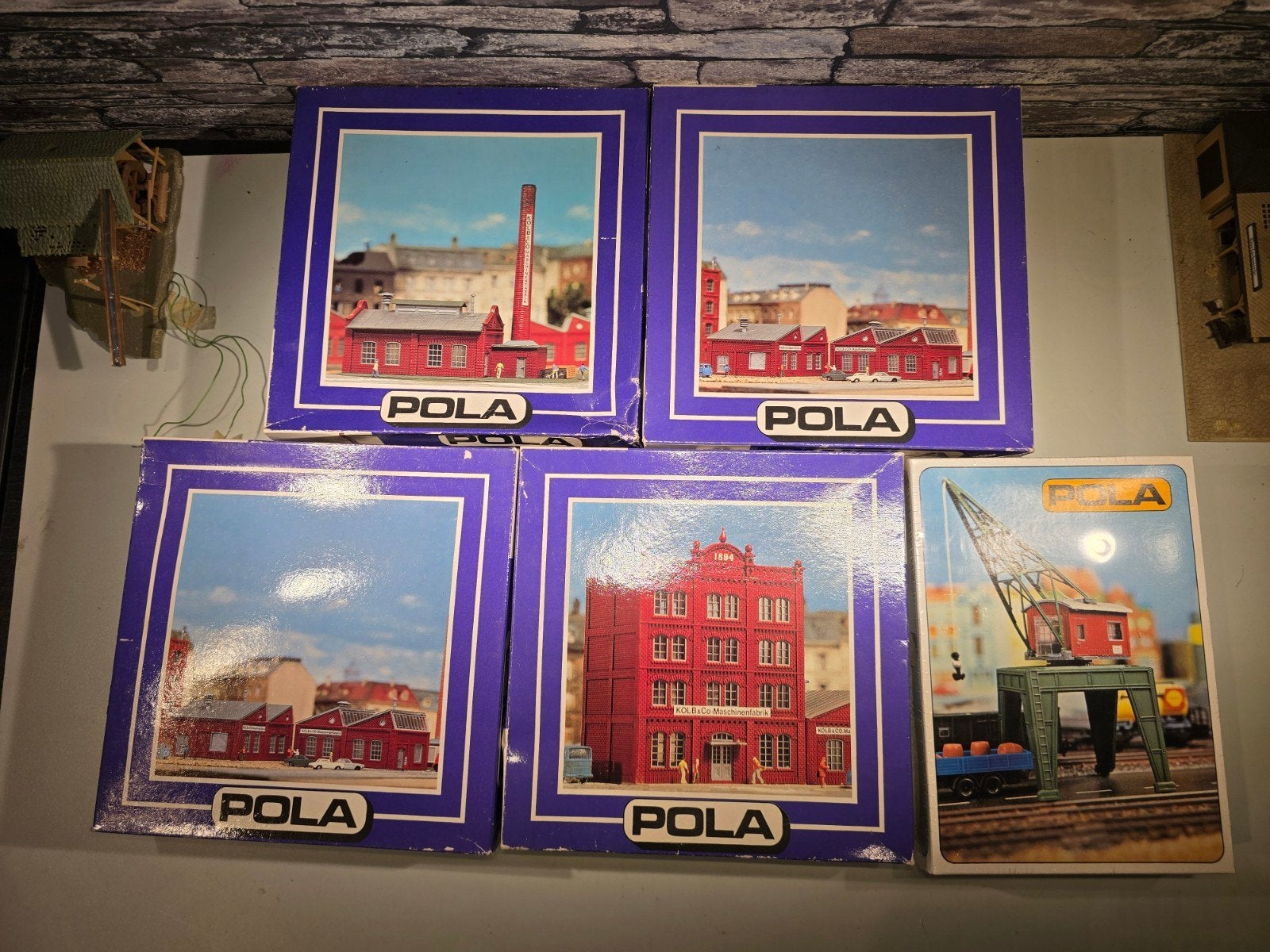 pola fabrieksgebouwen 5x nieuw N spoor modeltrein 1:160, Ophalen of Verzenden, Nieuw, Brug, Tunnel of Gebouw, Overige merken