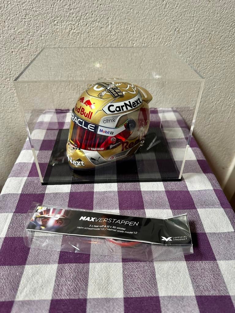 Max Verstappen wereldkampioen 2022 1:2, Verzamelen, Ophalen of Verzenden, Zo goed als nieuw, Formule 1