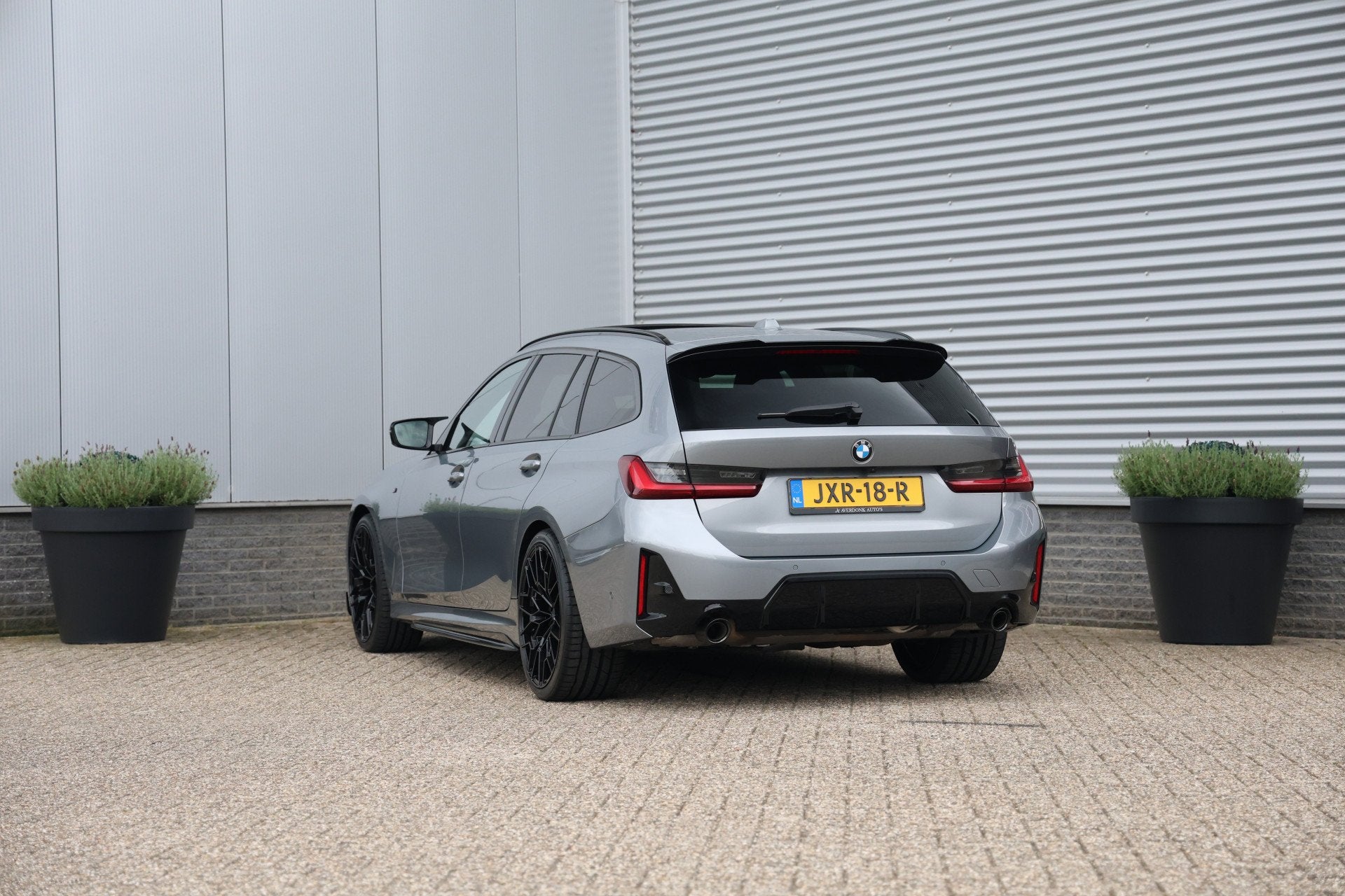 BMW 3 Serie Touring 320i M-Sport Pano|Trekh|360Cam|HUD|ACC|I, Auto's, Automaat, Gebruikt, 4 cilinders, Leder