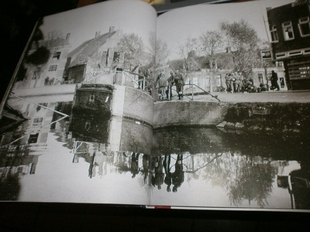 40 45 drenthe fotos uit wo2 en de bevrijding, Ophalen of Verzenden, Tweede Wereldoorlog, Nieuw, Overige onderwerpen