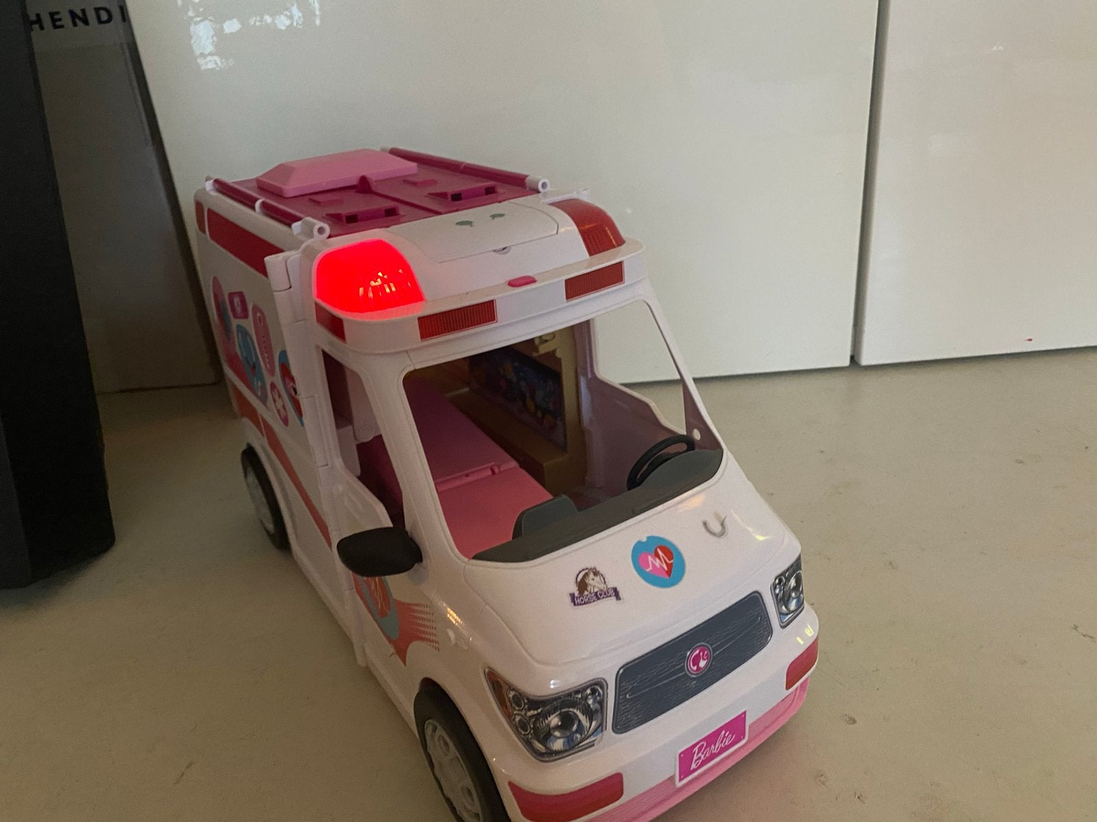 Barbie Ambulance Speelset met Licht en Geluid, Kinderen en Baby's, Speelgoed | Speelgoedvoertuigen, Ophalen, Zo goed als nieuw