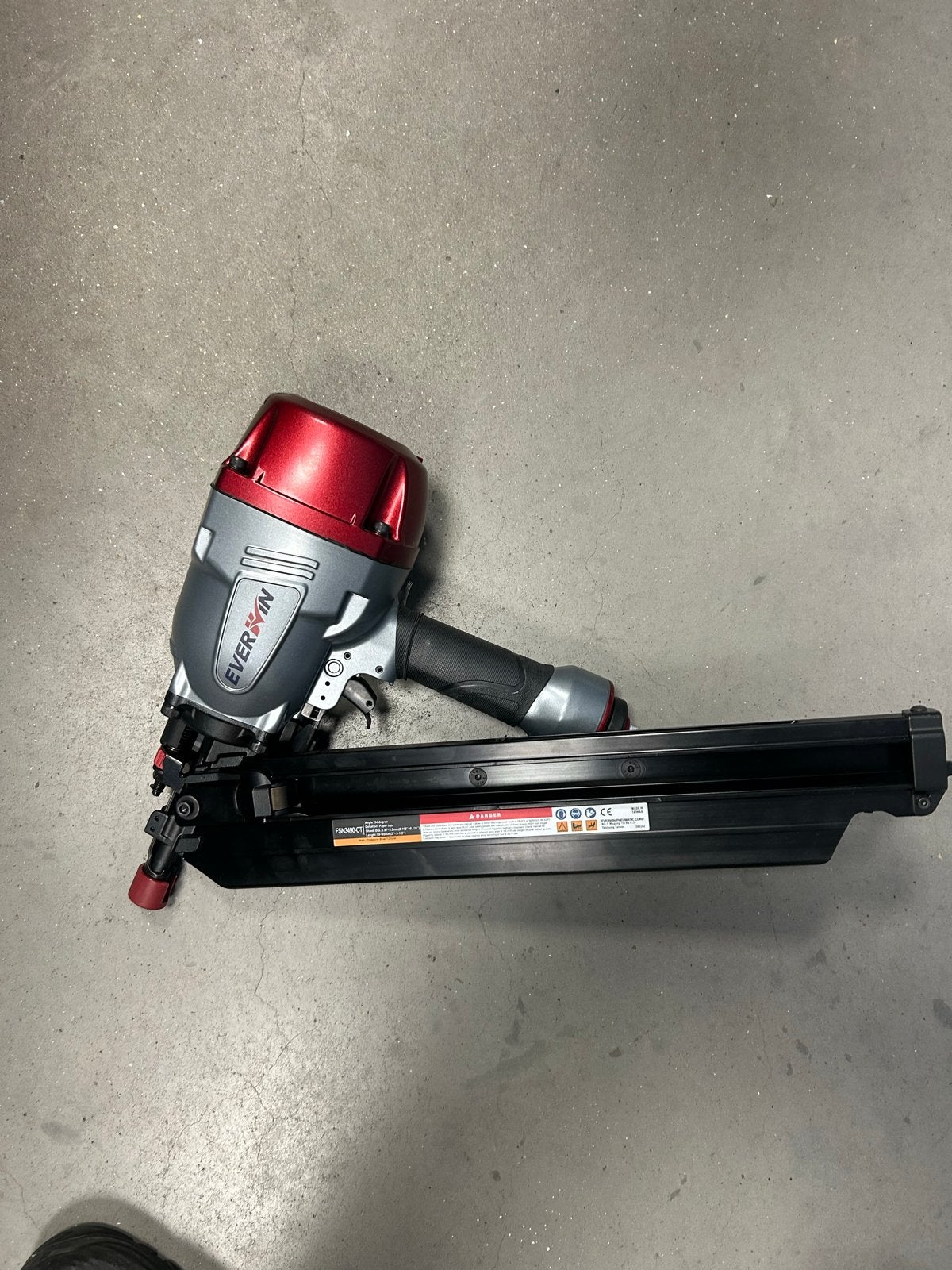 Everwin FSN3490-CT Pneumatische Strip Nageltacker met Nagels, Ophalen of Verzenden, Zo goed als nieuw