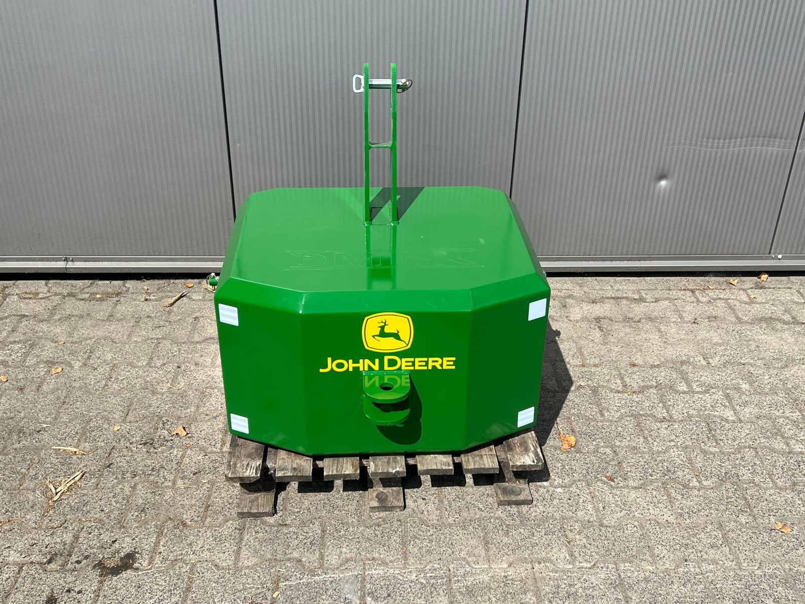 Johndeere frontgewicht 600kg, Ophalen, Zo goed als nieuw