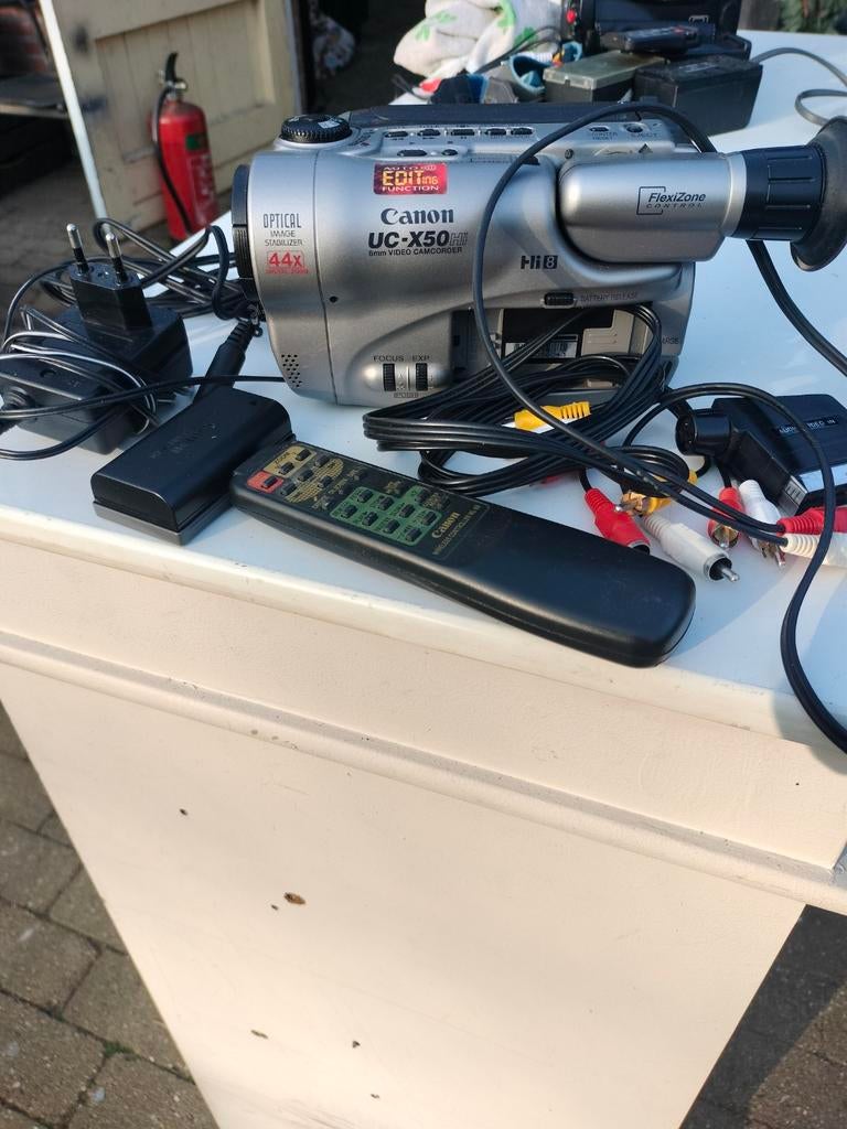 Canon uc-50x hi 8mm video camcorder., Audio, Tv en Foto, Videocamera's Analoog, Ophalen, 8mm
