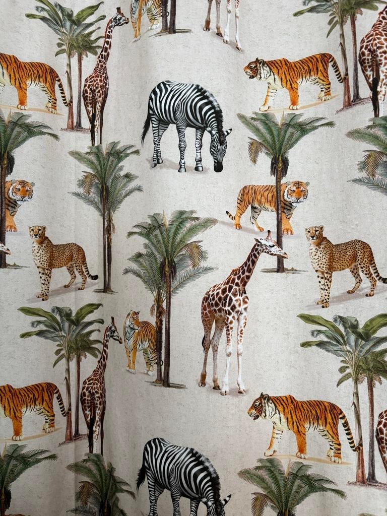 Gordijnen met Safari Dierenprint en gordijnroede, Huis en Inrichting, Stoffering | Behang, Ophalen, Minder dan 10 m², Beige