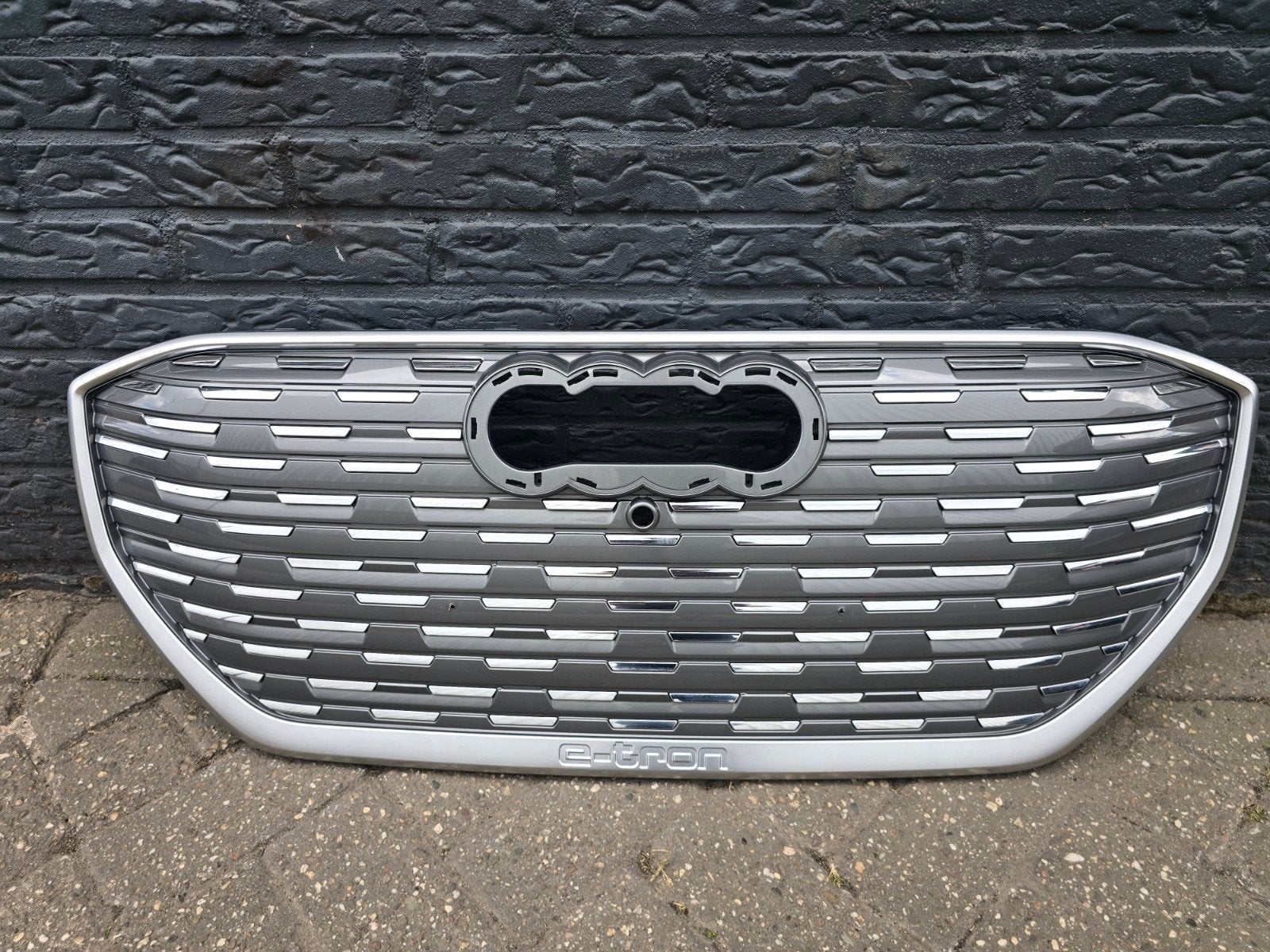 Grille Audi Q4 89A e-Tron bj 2021-heden, Auto-onderdelen, Audi, Gebruikt, Voor, Bumper