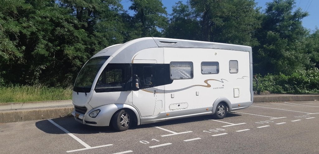 EURA MOBIL ti 670 sb 2009, Caravans en Kamperen, Integraal, Ringverwarming, Fiat, Afzuigkap