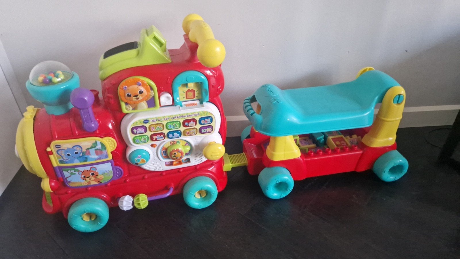 VTech Speeltrein met blokken en loopwagenfunctie, Ophalen of Verzenden, Gebruikt, 6 maanden tot 2 jaar