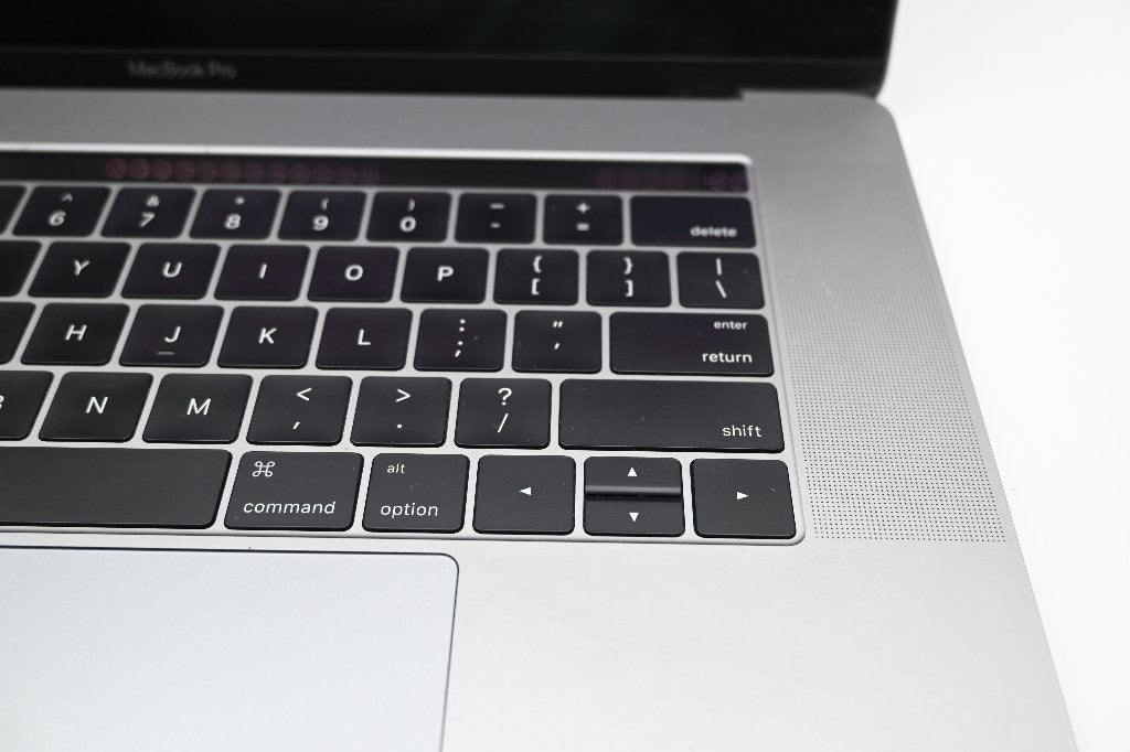 Apple Macbook pro 2016 i7 16GB 256GB, Computers en Software, Apple Macbooks, MacBook Pro, Gebruikt, 256 GB, 2 tot 3 Ghz