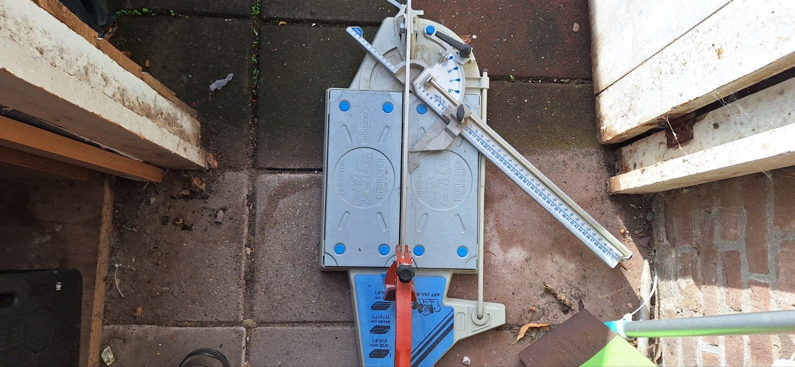goed voor zware en dikke wand en vloertegels, Ophalen, 60 cm of meer, 10 m² of meer, Vloertegels