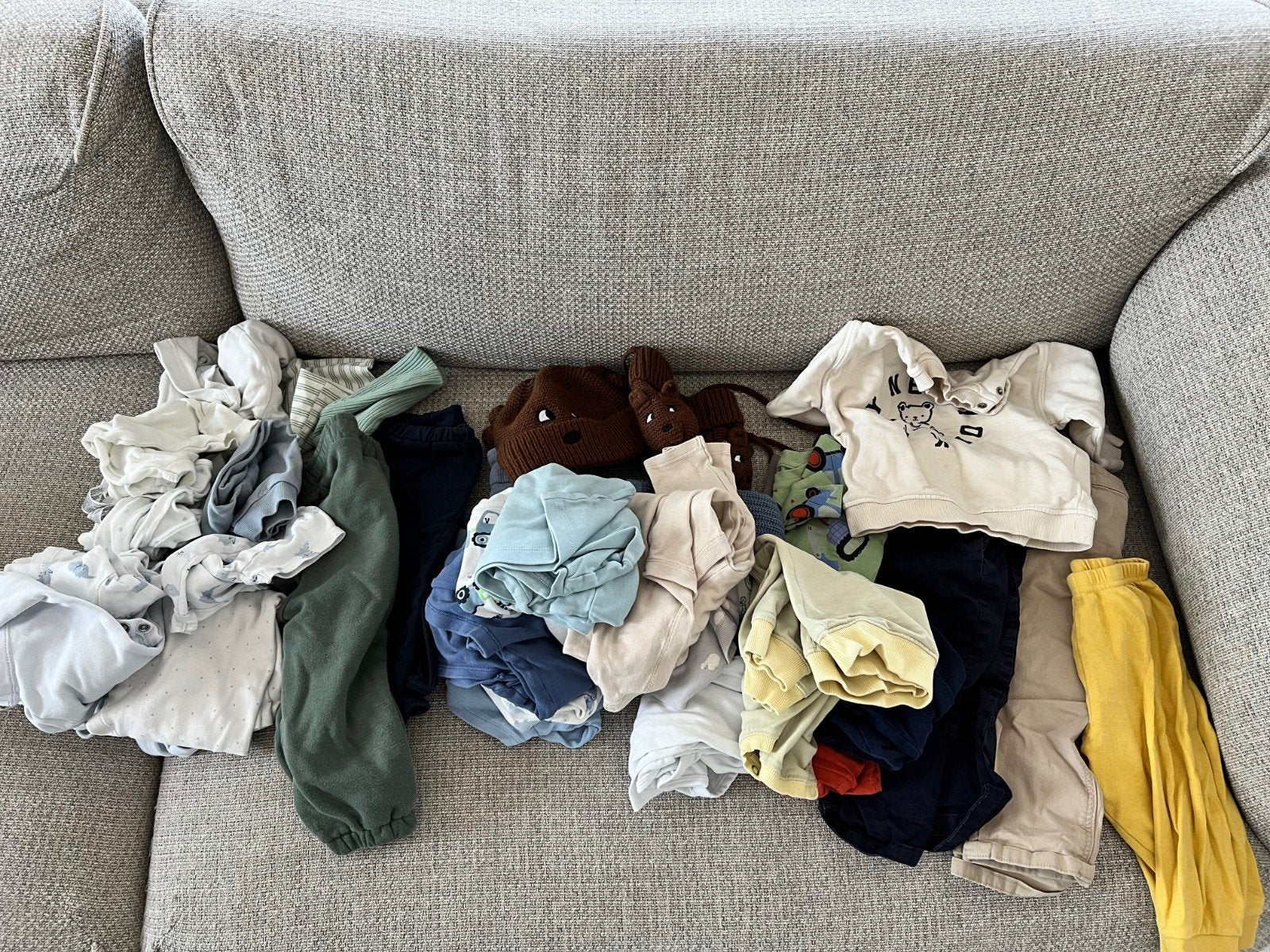Gratis Kinderkleding 9 maanden - 1,5 jaar, Ophalen, Gebruikt, Jongen of Meisje