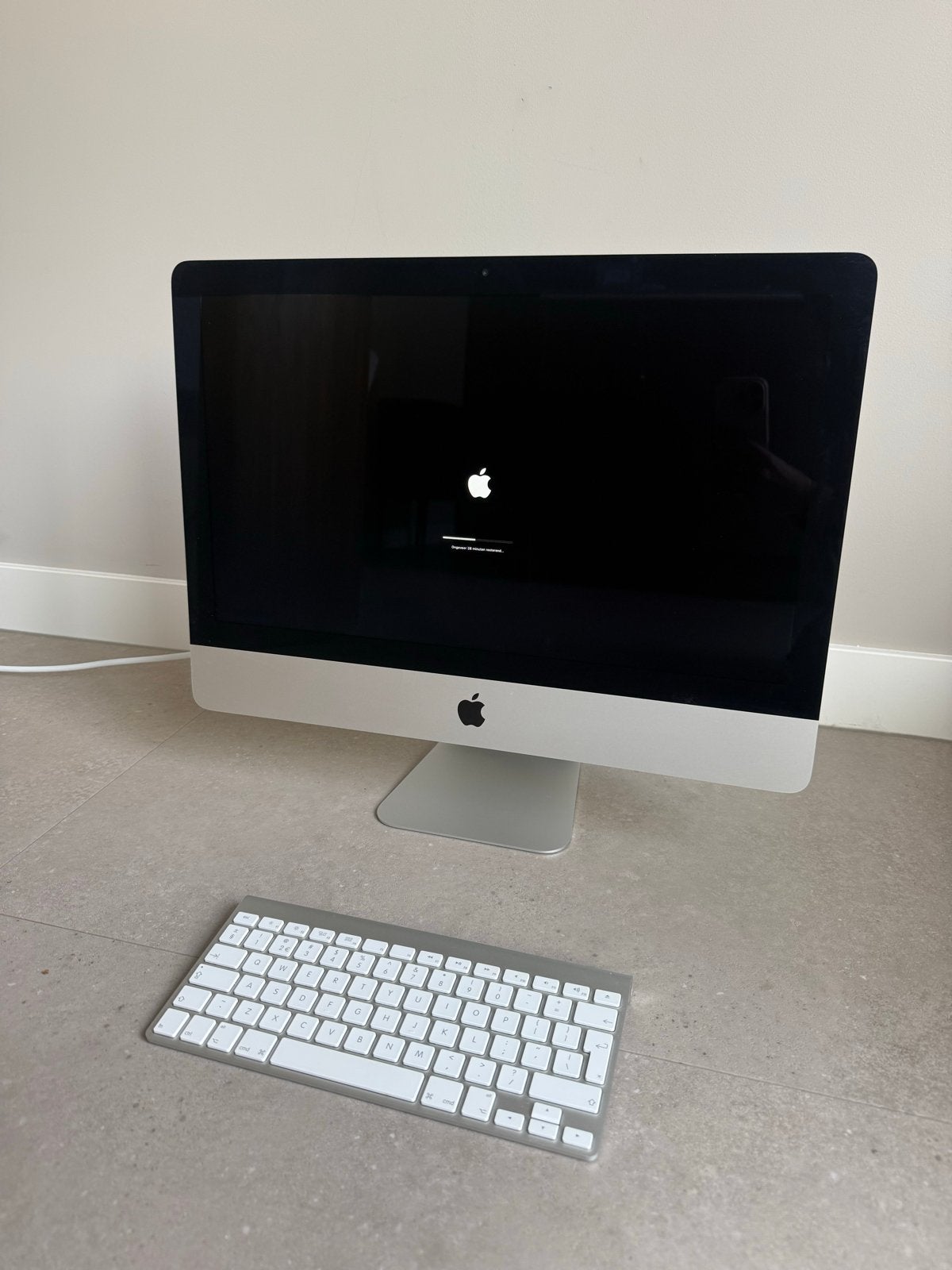 Apple iMac 21.5-inch (Mid 2014), Computers en Software, Apple Desktops, Ophalen, 8 GB, Zo goed als nieuw, IMac