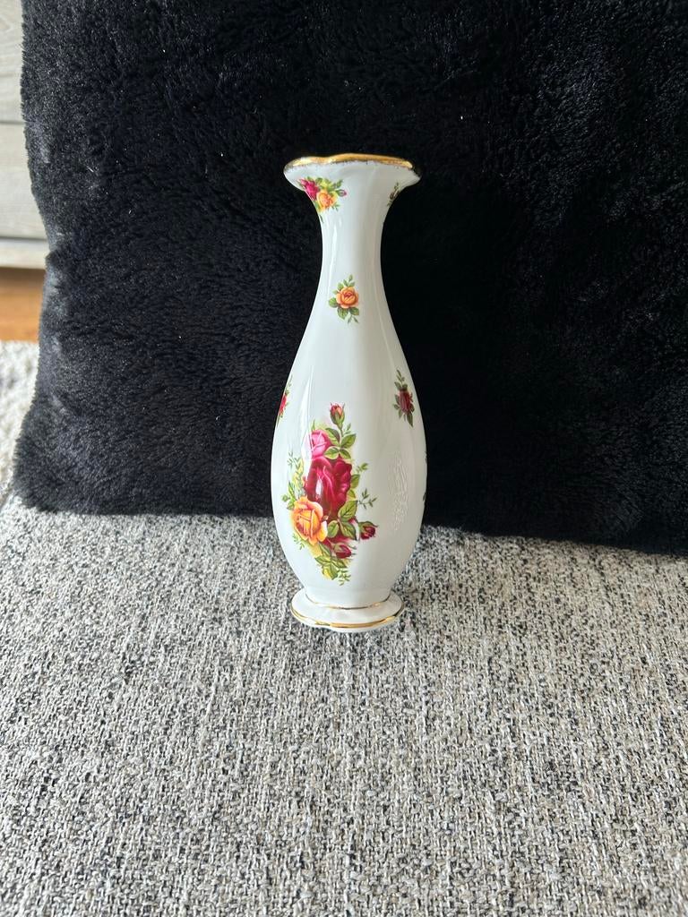 Royal Albert Old Country Roses vaas, Antiek en Kunst, Antiek | Vazen, Ophalen of Verzenden