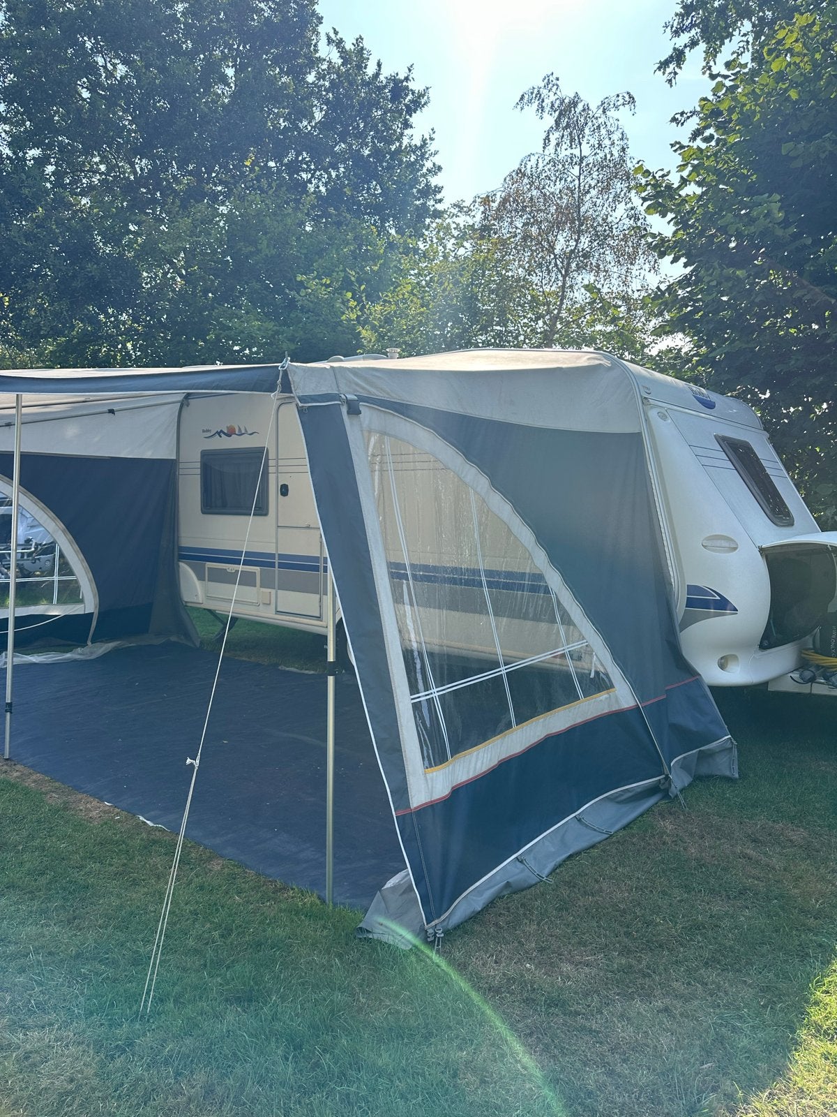 Luifel Multi Nova Maat 11 (900-925 cm) met stokken, Ophalen, Gebruikt