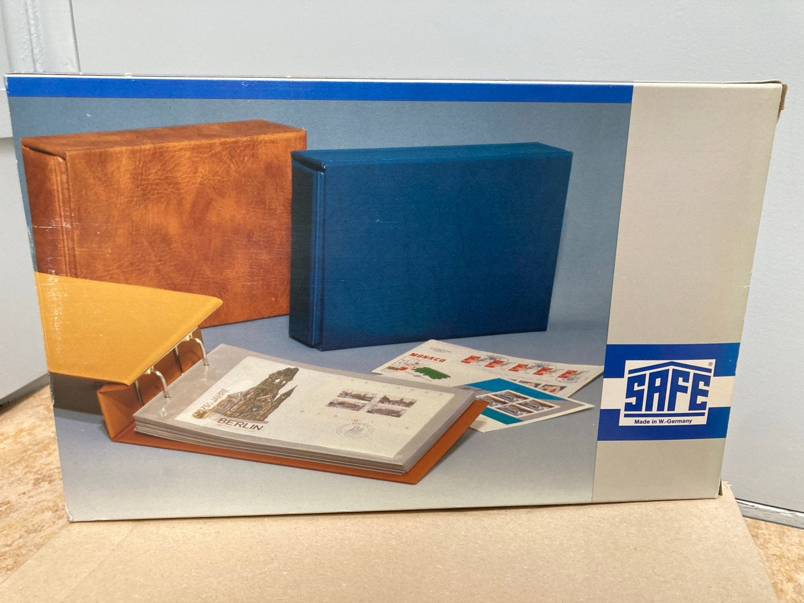 Safe Compact Album 7971 met Cassette 7972 voor FDC's, Ophalen of Verzenden, Verzamelalbum