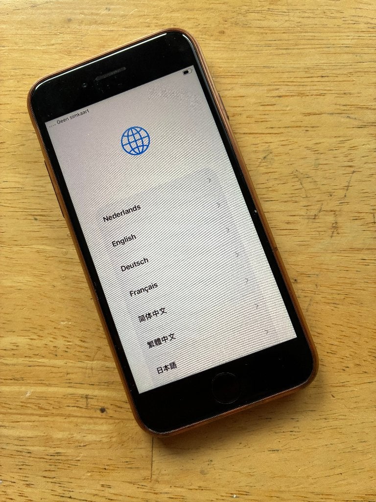 Mooie rode iPhone SE, Telecommunicatie, Gebruikt, Ophalen of Verzenden, 64 GB, Zonder simlock