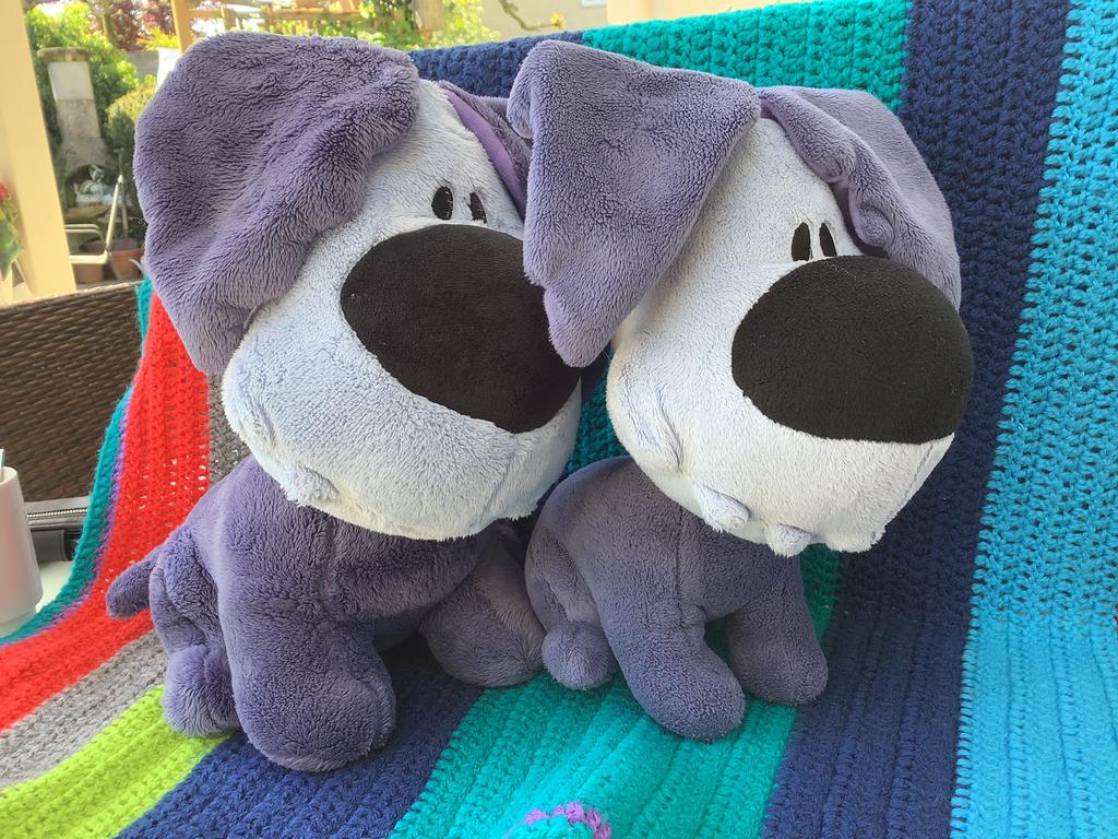 Woezel knuffels (woezel en pip) steun KIKA, Ophalen of Verzenden, Zo goed als nieuw, Hond
