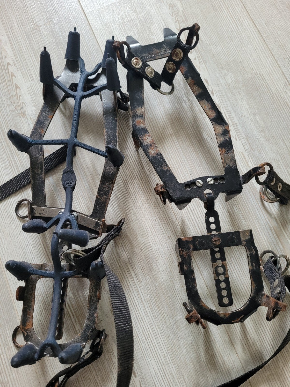 Gratis vintage Stijgijzers voor Bergbeklimmen, Ophalen, Gebruikt, Overige typen