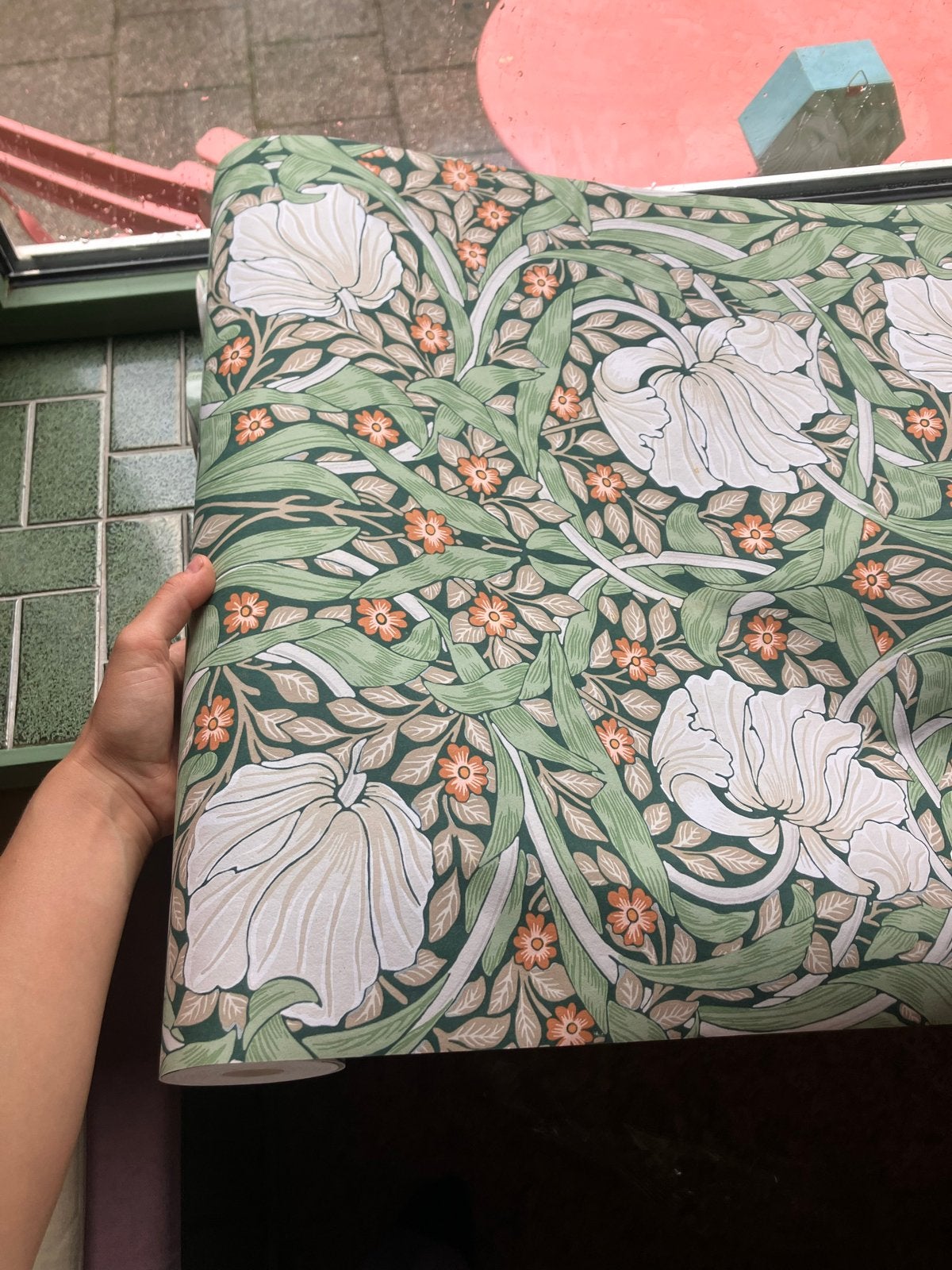 5 rollen William Morris Pimpernel behang groen, Ophalen, Bloemen, Overige merken, 25 tot 50 m²