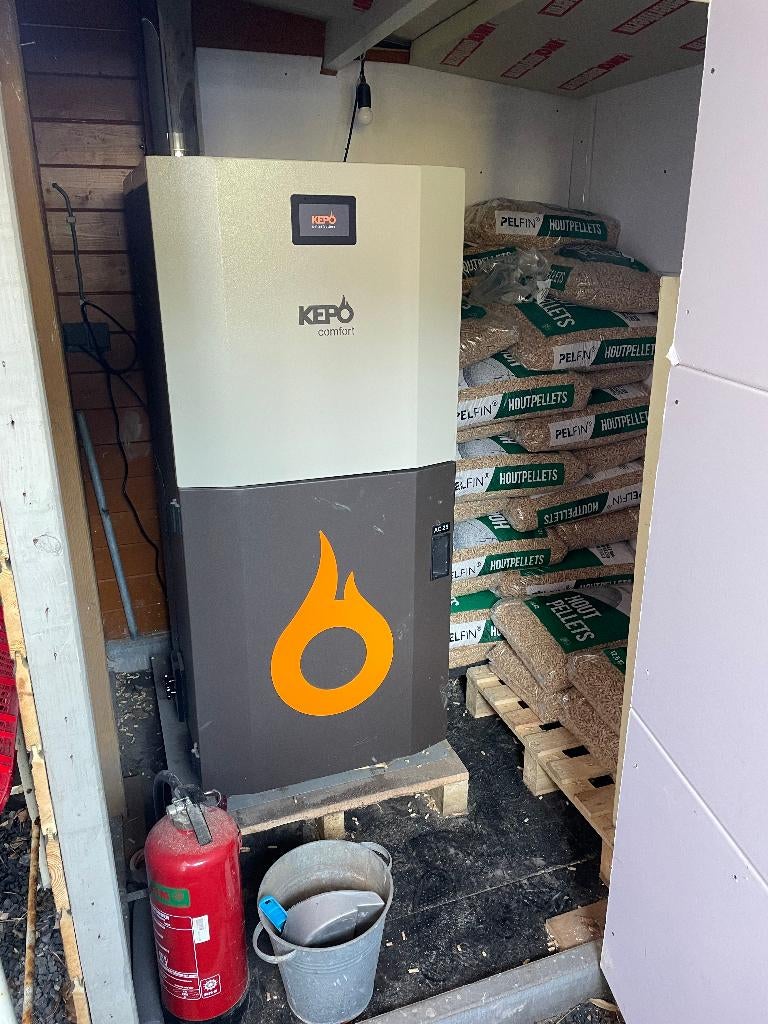 Pellet brander  KEBO 25 kw, Ophalen, Gebruikt, 100 liter of meer, Onderdeel