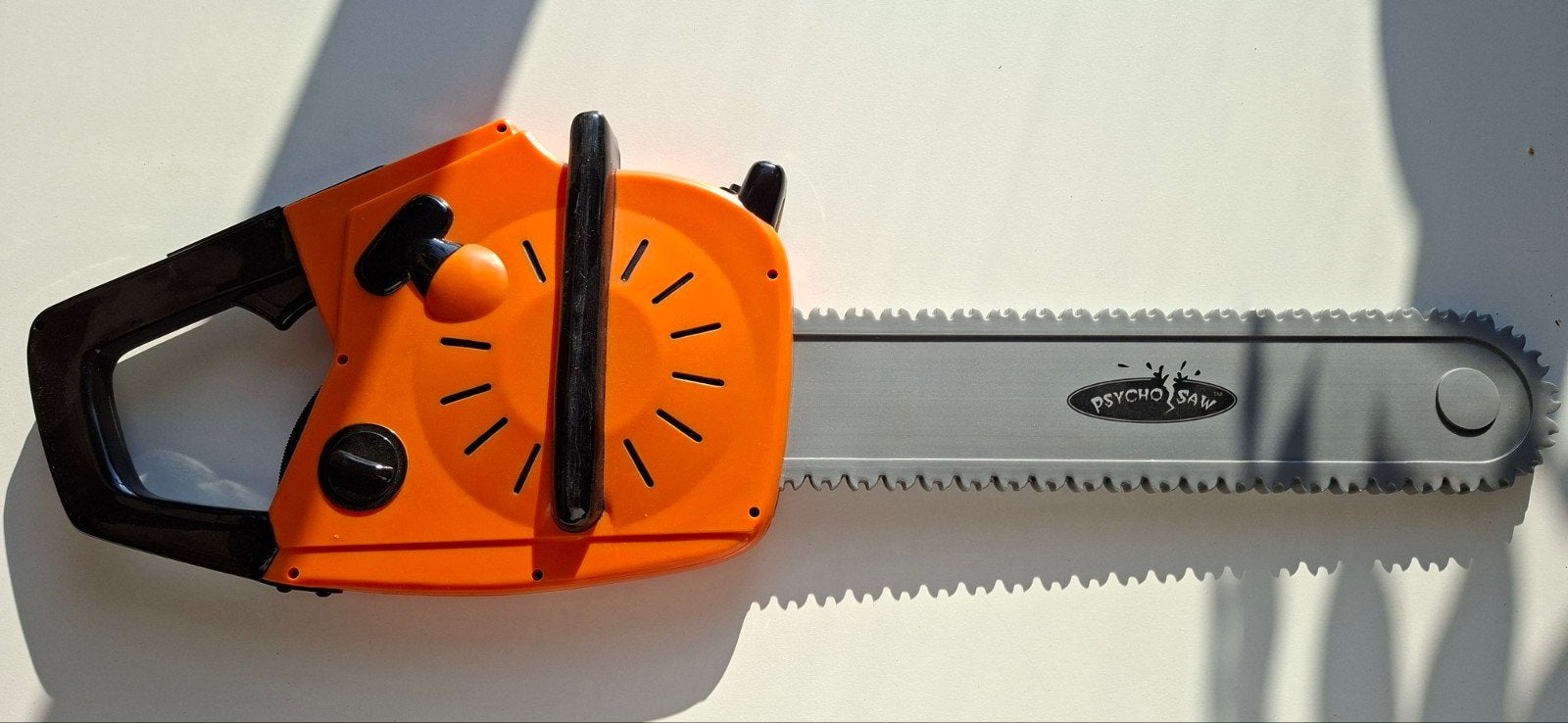 Nep kettingzaag met geluid - Halloween accessoire