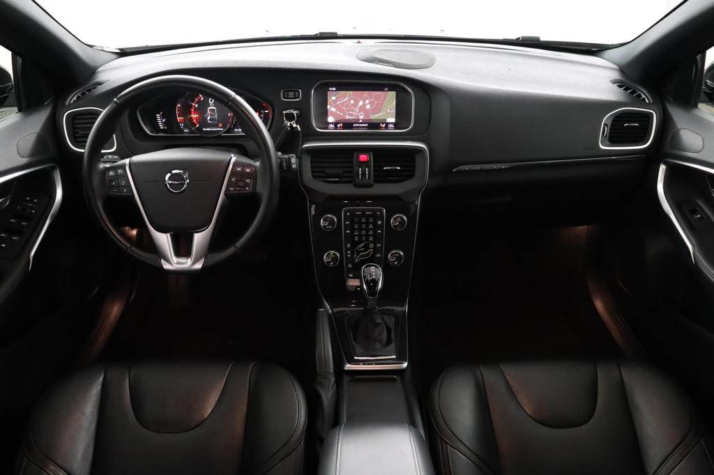 Volvo V40 Cross Country T3 Polar+ Luxury | NAP | Automaat |, Auto's, Euro 6, 4 cilinders, 700 kg, Wit