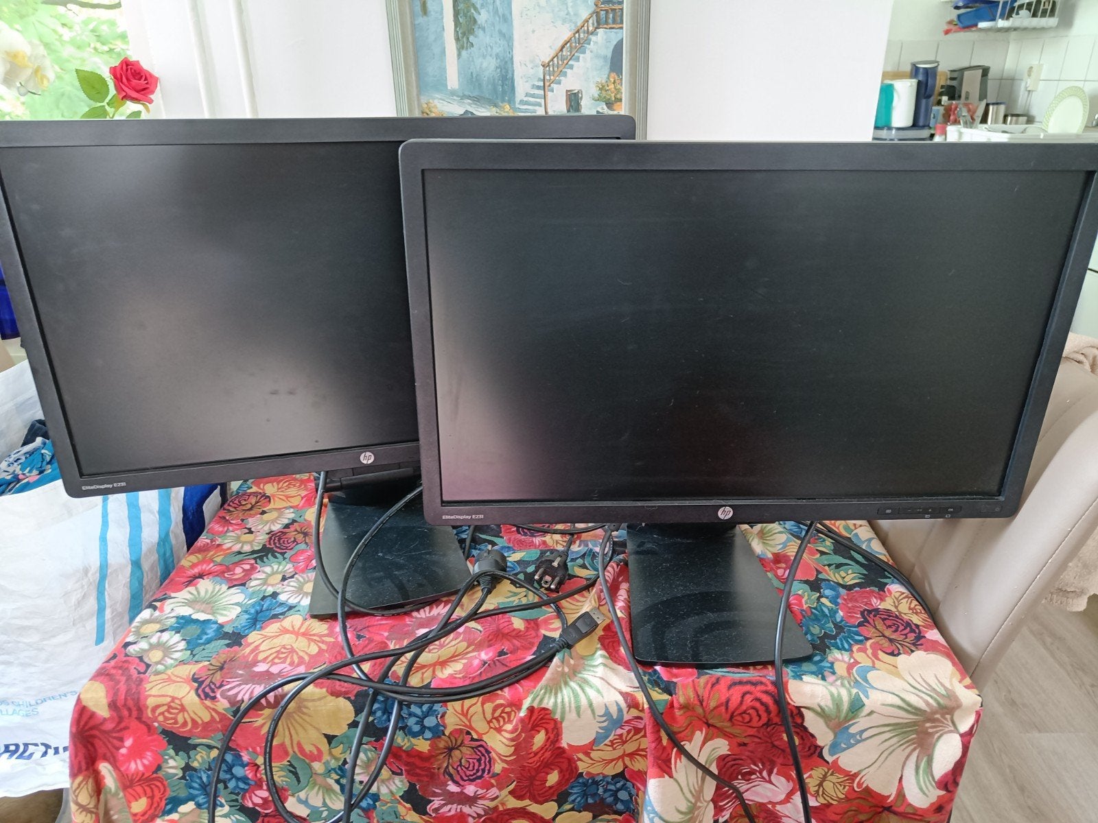 HP EliteDisplay E231 Monitor (2 stuks), Ophalen, Gebruikt, DisplayPort, Full HD