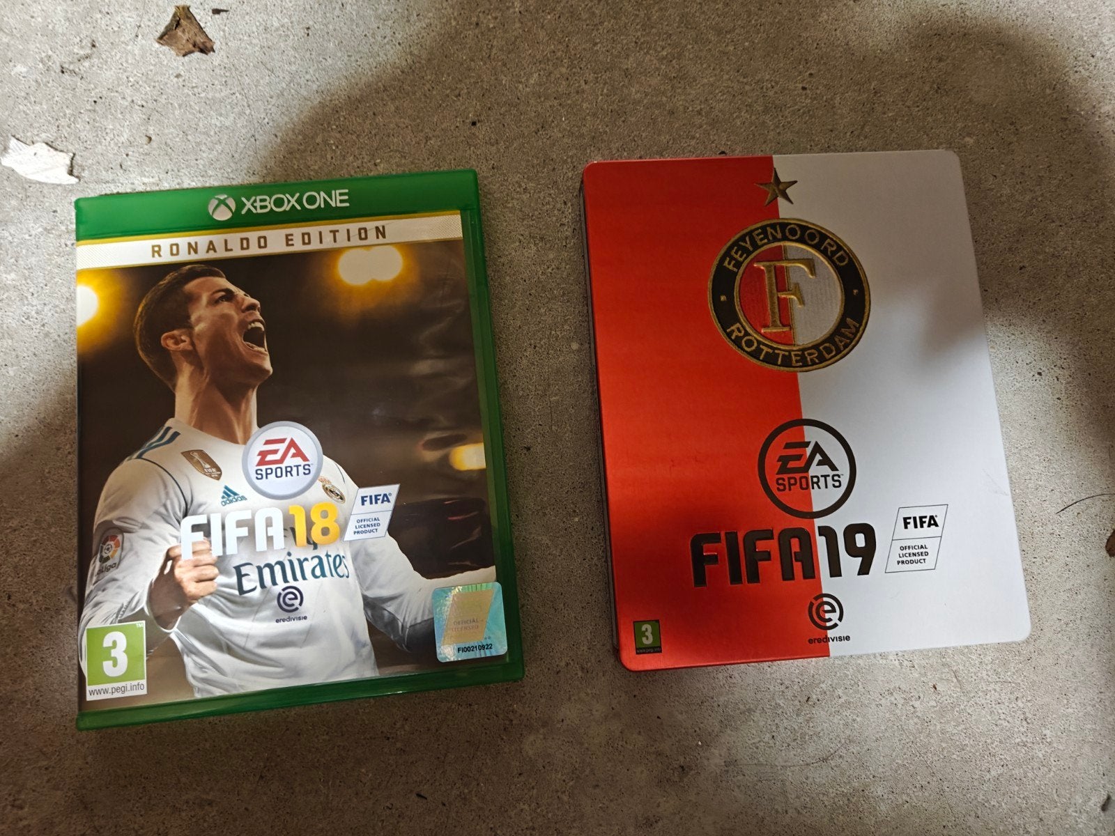 FIFA 18 Ronaldo Edition & FIFA 19 Feyenoord Edition Xbox One, Spelcomputers en Games, Games | Xbox One, Gebruikt, Ophalen of Verzenden