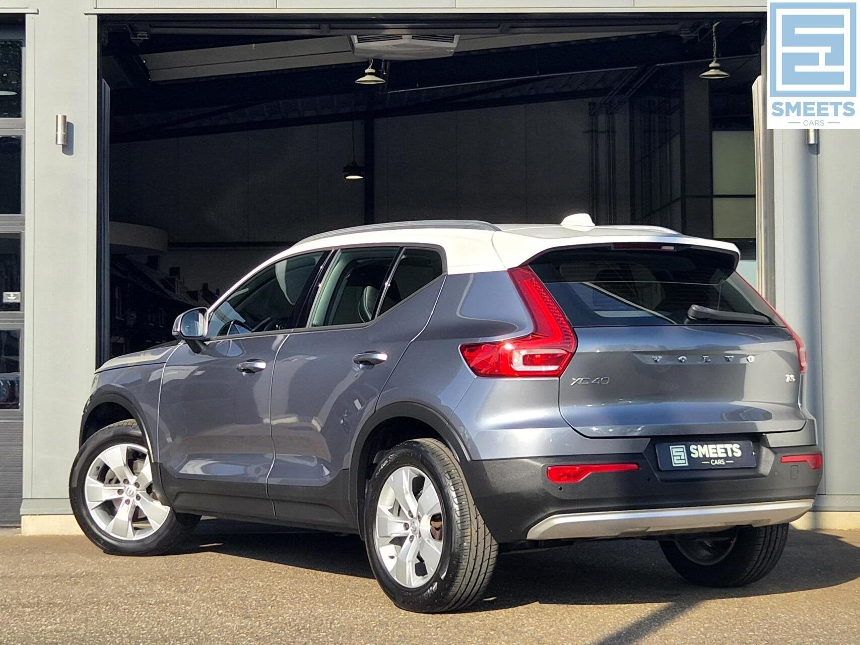 Volvo XC40 1.5 T3 Momentum 1e Eig! |Clima|Leer| PDC|Cruise, Voorwielaandrijving, Gebruikt, 156 pk, Leder