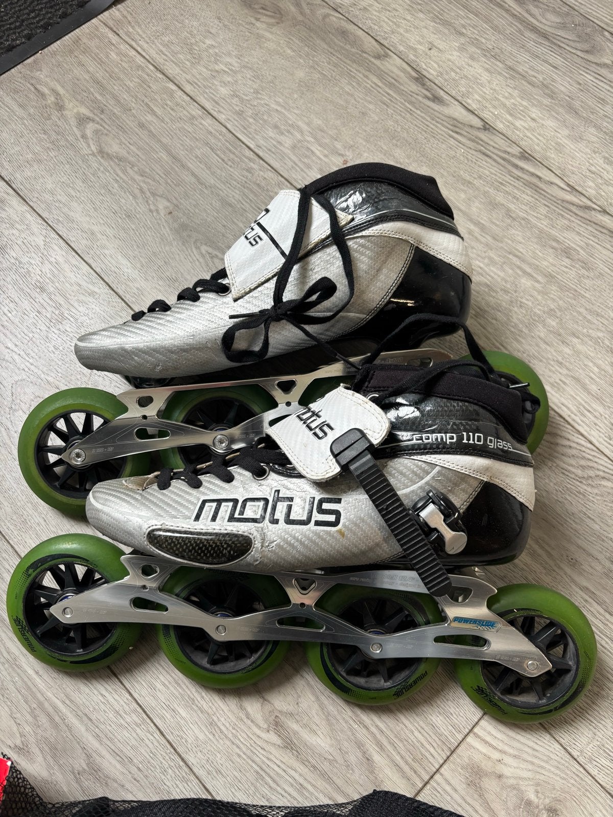 Cato Modus 110 Powerslide skates 45 met bescherming, Overige merken, Gebruikt, Overige typen, Ophalen of Verzenden