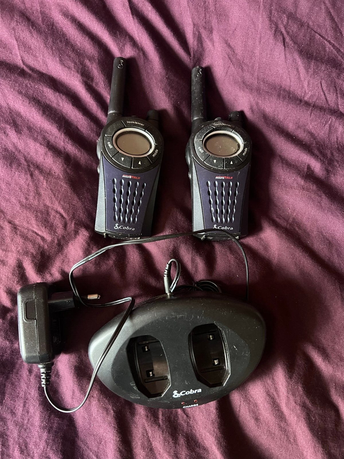 Cobra Walkie Talkie Set met Oplader - weinig gebruikt, Ophalen of Verzenden, Zo goed als nieuw, 2 to 5 km, Portofoon of Walkie-talkie