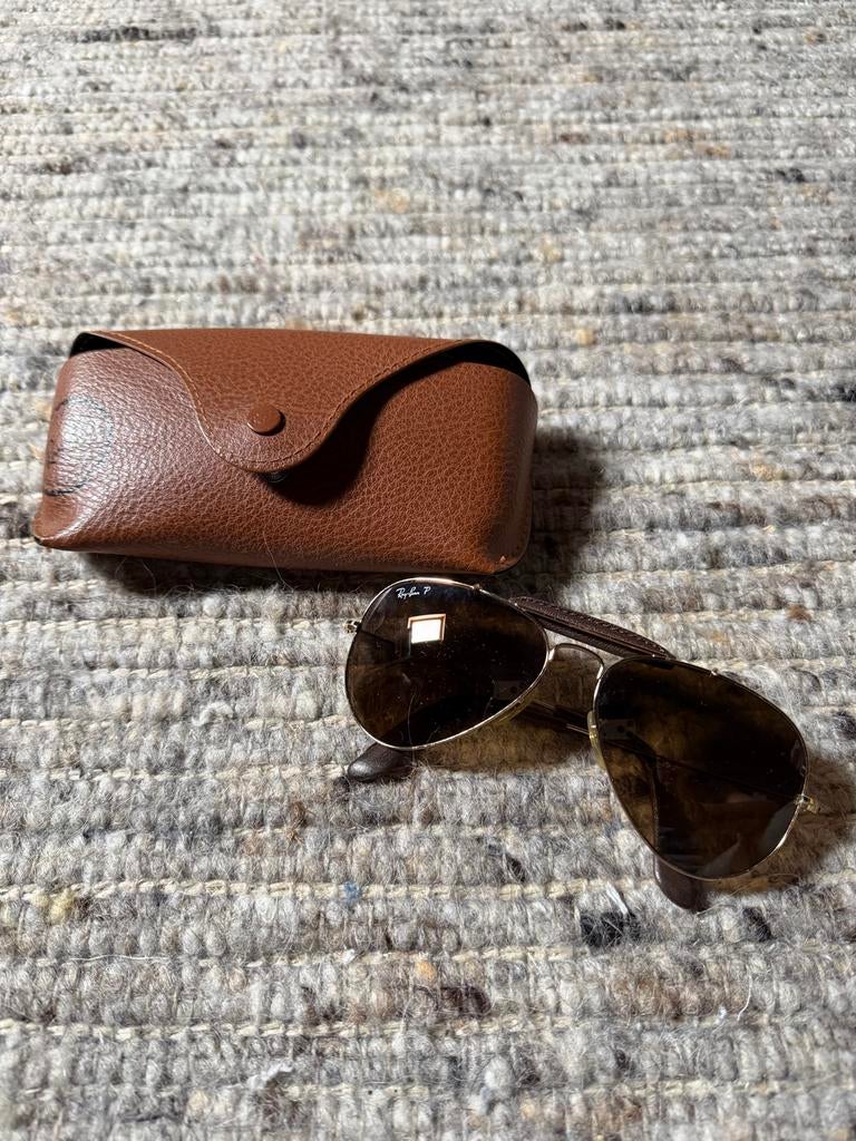 Ray-Ban Aviator zonnebril met gepolariseerde glazen, Zonnebril, Bruin, Ophalen of Verzenden, Zo goed als nieuw