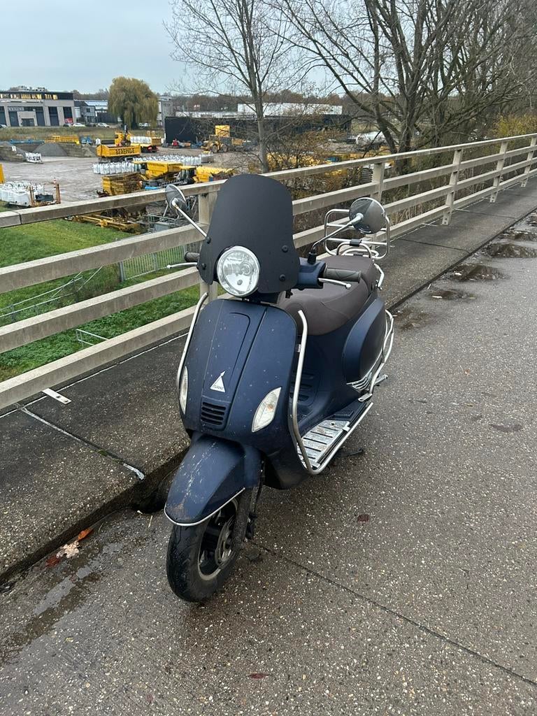 Turbho rl50s teruil, Fietsen en Brommers, Scooters | Overige merken, Ophalen, Maximaal 45 km/u, Zo goed als nieuw, Benzine
