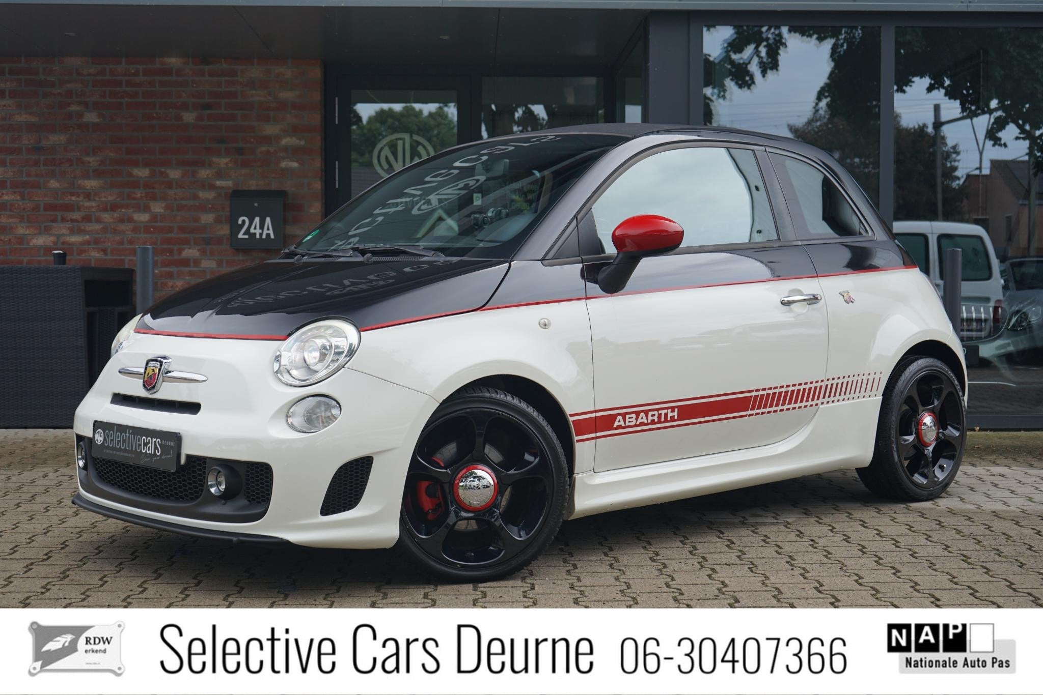 Abarth 500 C 1.4 T-Jet Estetico , 2-tone, Schaalstoelen Inte, Auto's, Voorwielaandrijving, 15 km/l, Gebruikt, Cabriolet